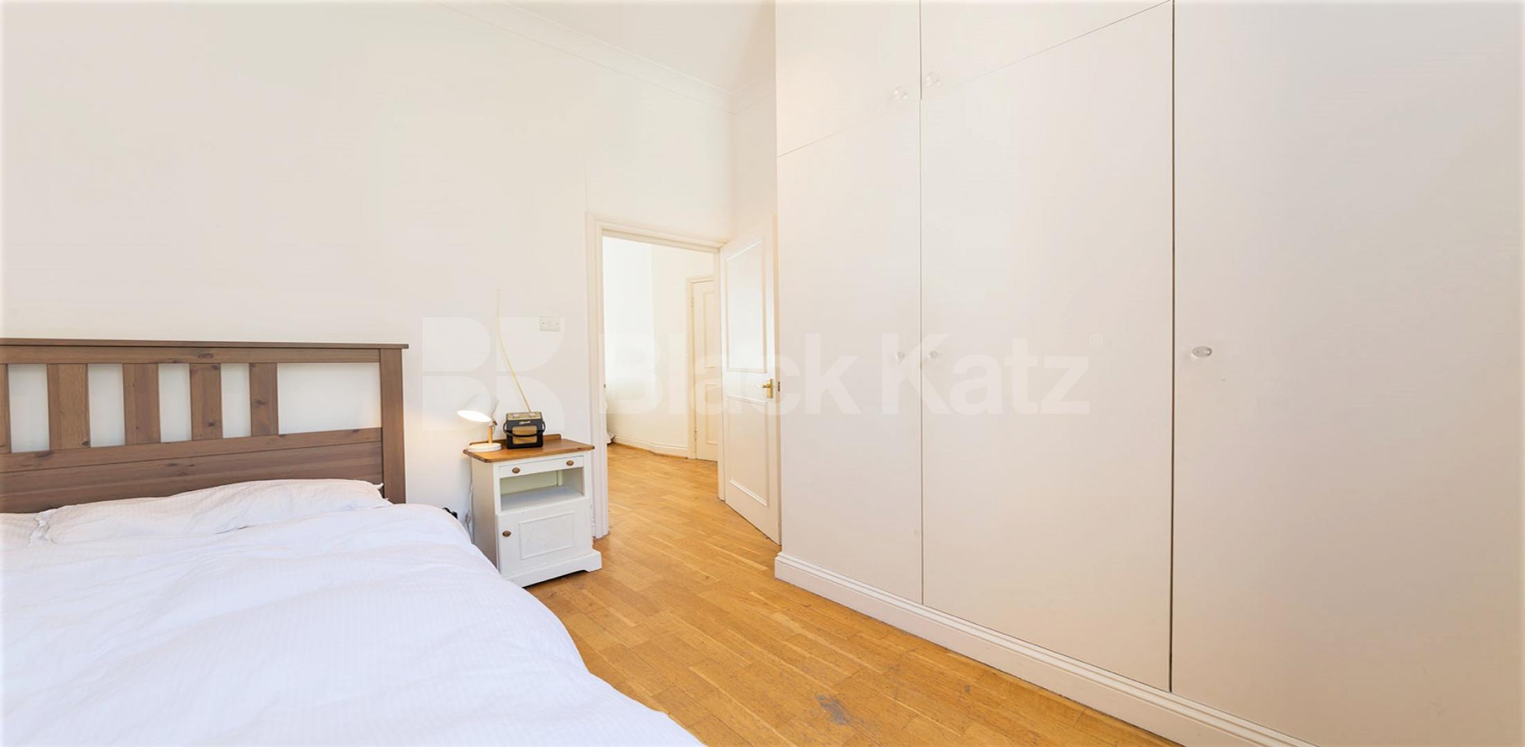 			1 Bedroom, 1 bath, 1 reception Flat			 Overstone Road, Hammersmith, HAMMERSMITH